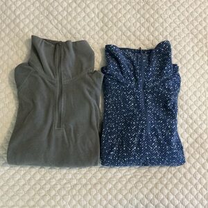 Columbia Gray and Navy Fleece Pullovers